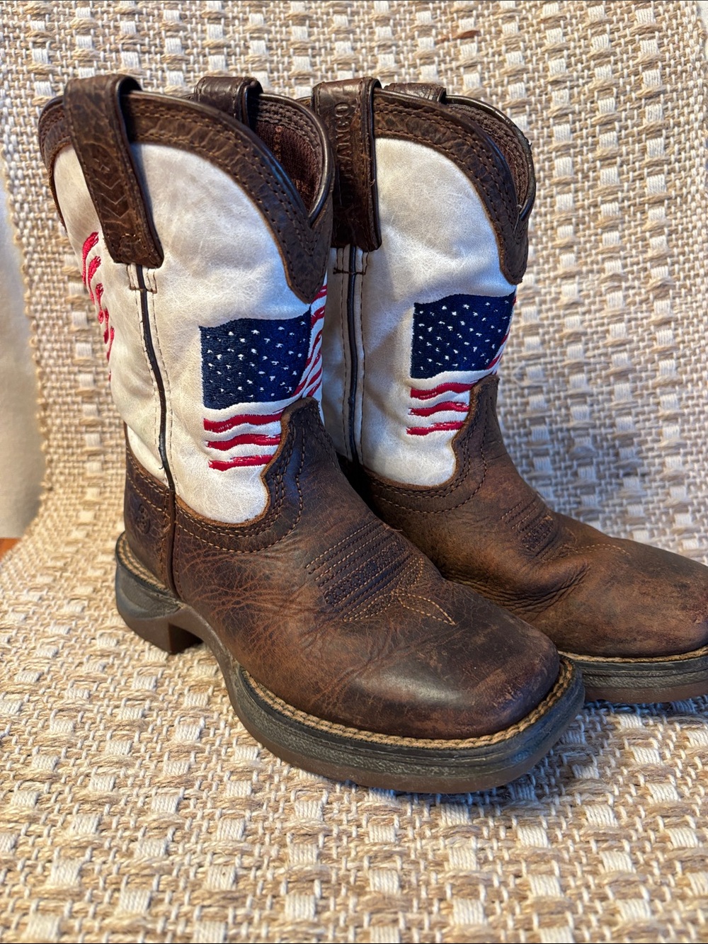 Durango 8” Kids Western Boot Size 10M